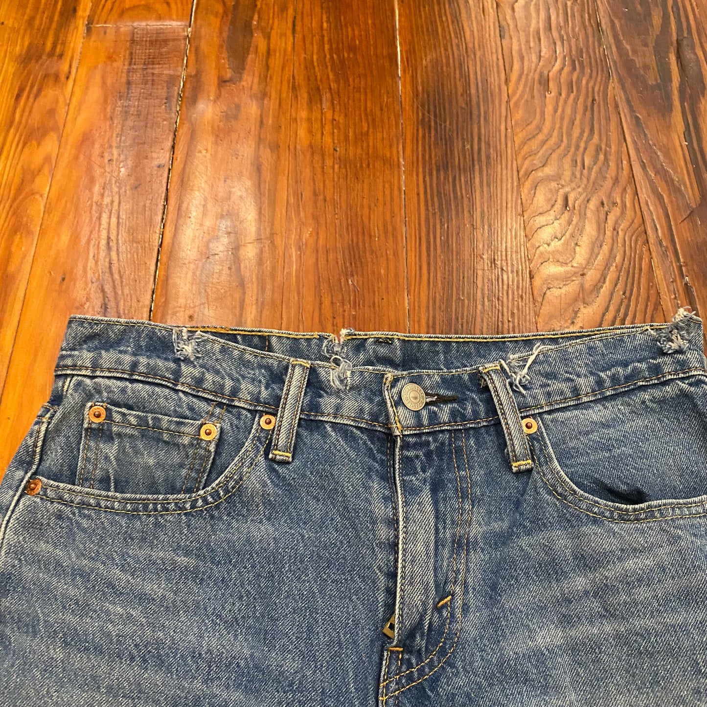 Levi Blue Jeans- 29x32