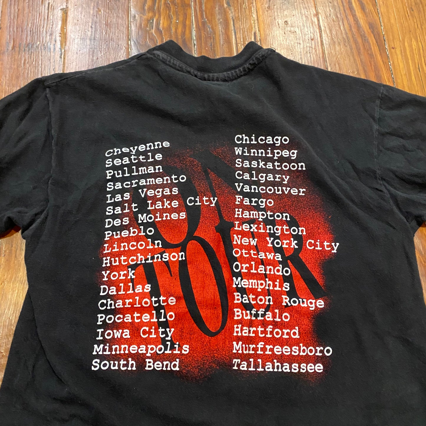 Vintage 1993 Garth Brooks Concert Tour Tee - S