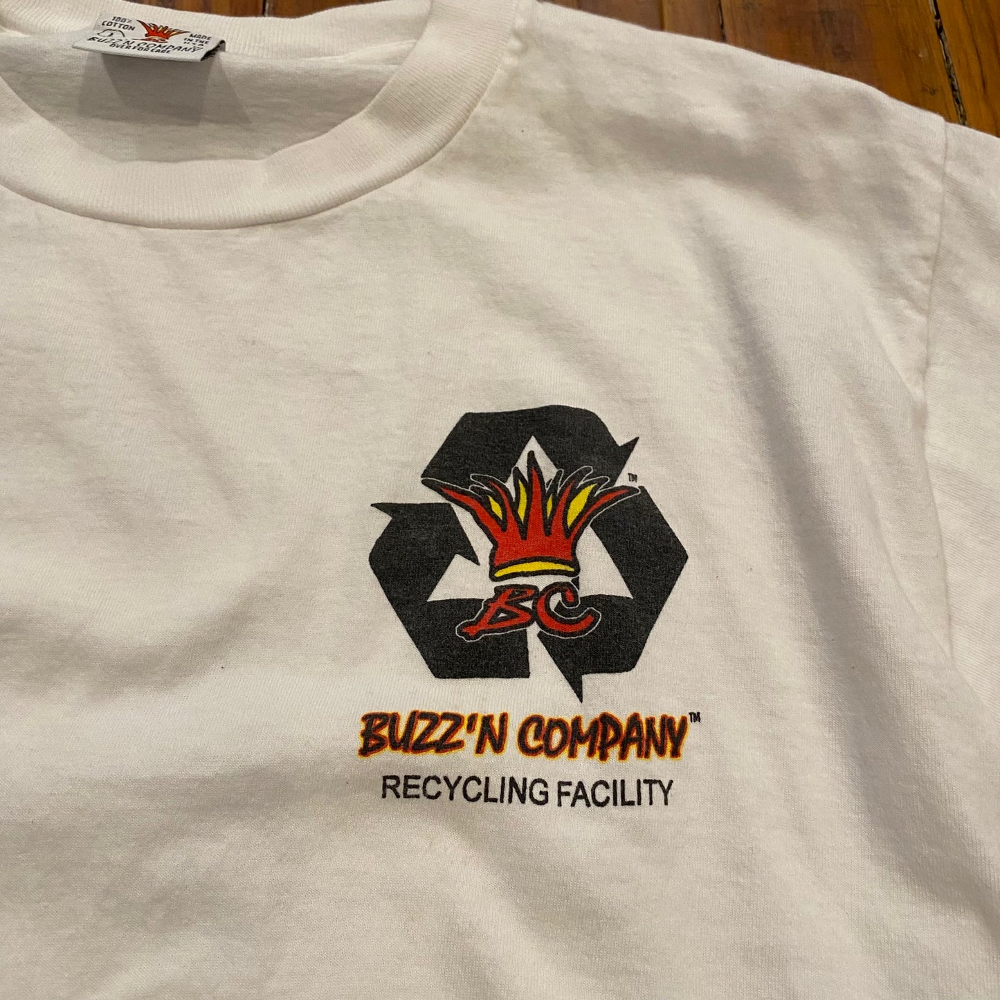 Vintage Buzz'n Company Recycling Facility Tee - L