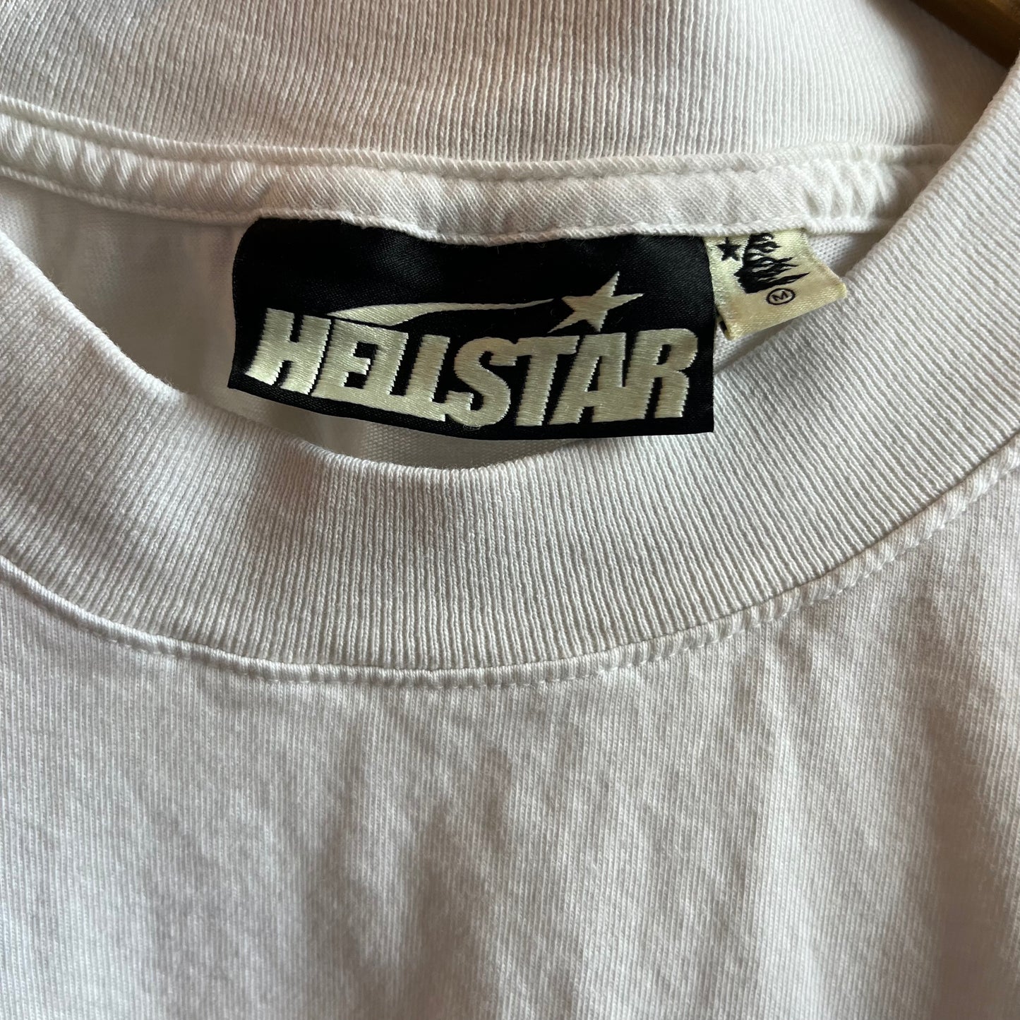HellStar 'Howlin' White Tee - M