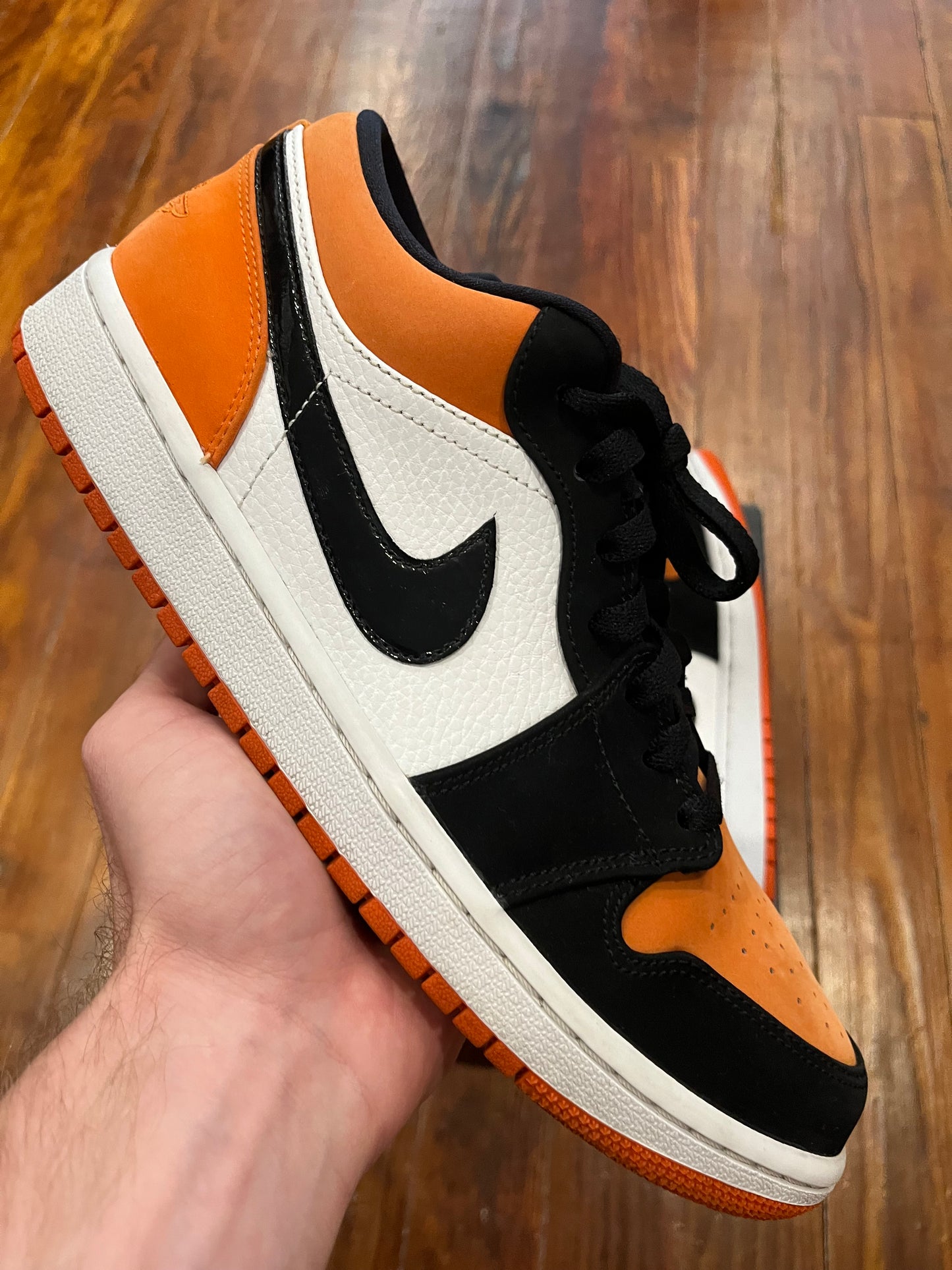 Jordan 1 Low 'Shattered Backboard' - SZ10M