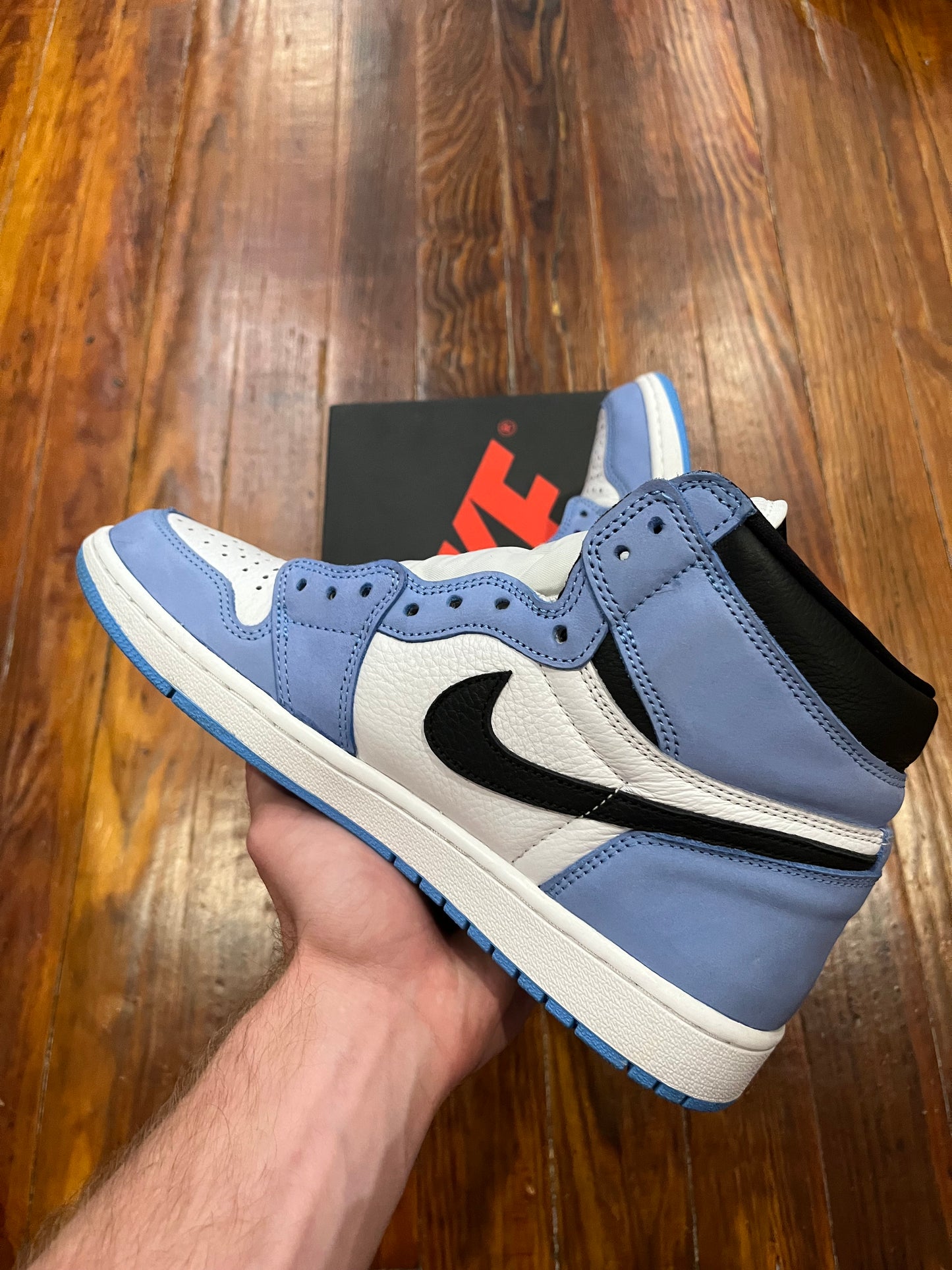 Jordan 1 High 'University Blue' SZ10.5M