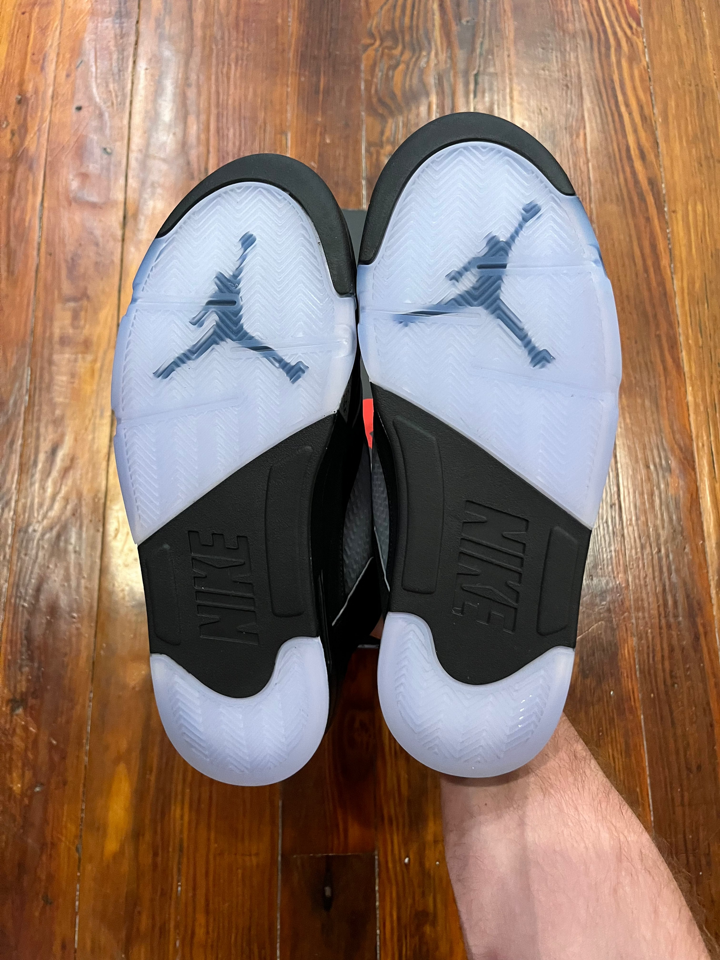 Jordan 5 Retro 'Black Metallic' (2025) - SZ10.5M