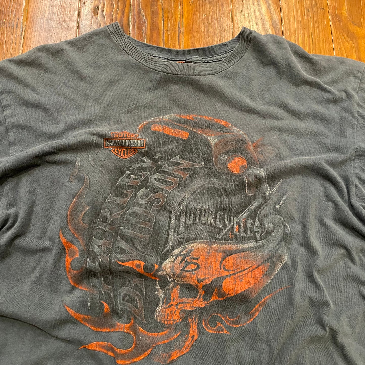 Vintage Twin City Harley Davidson Bike Graphic Tee - XL