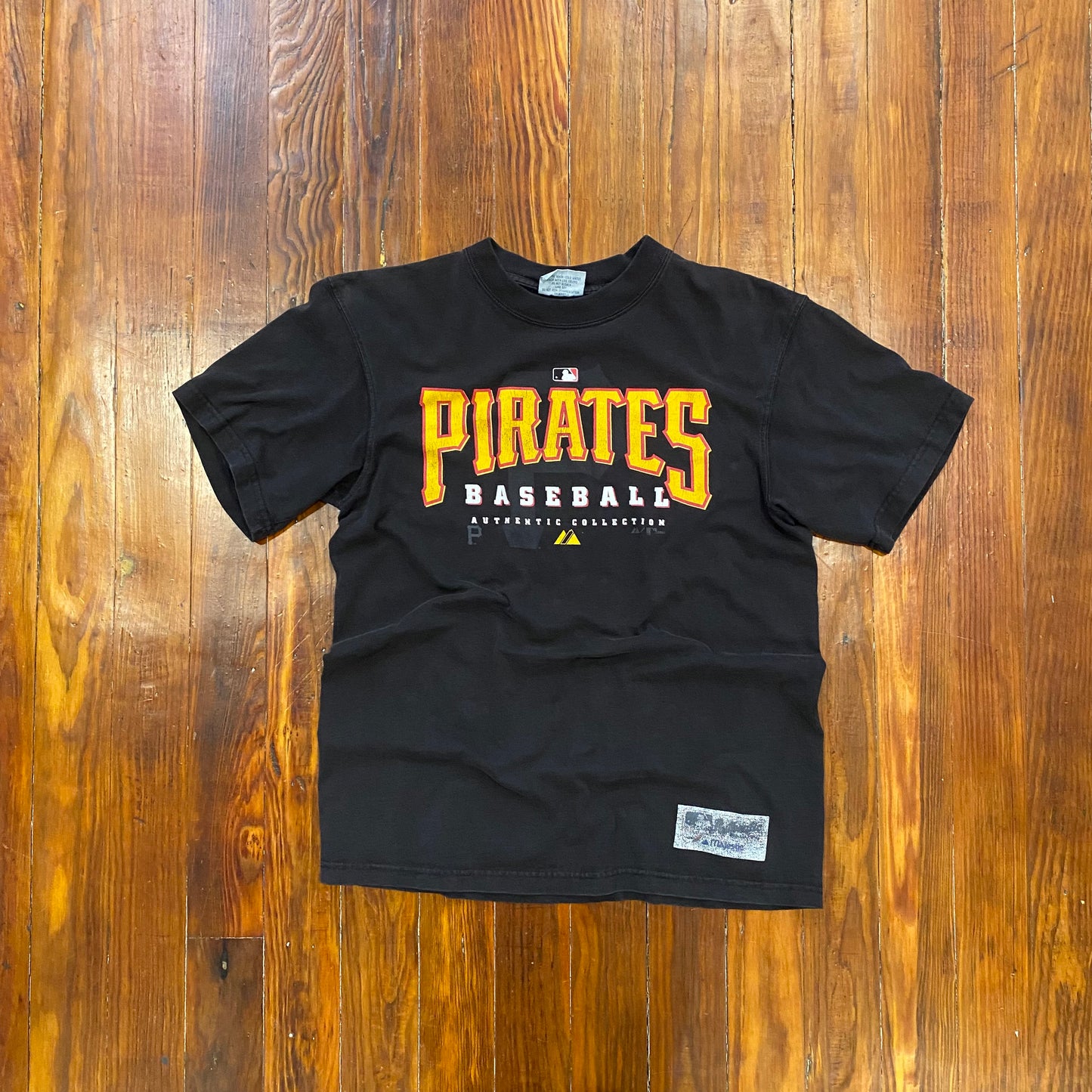 Vintage Pirates Baseball Majestic Tee - L