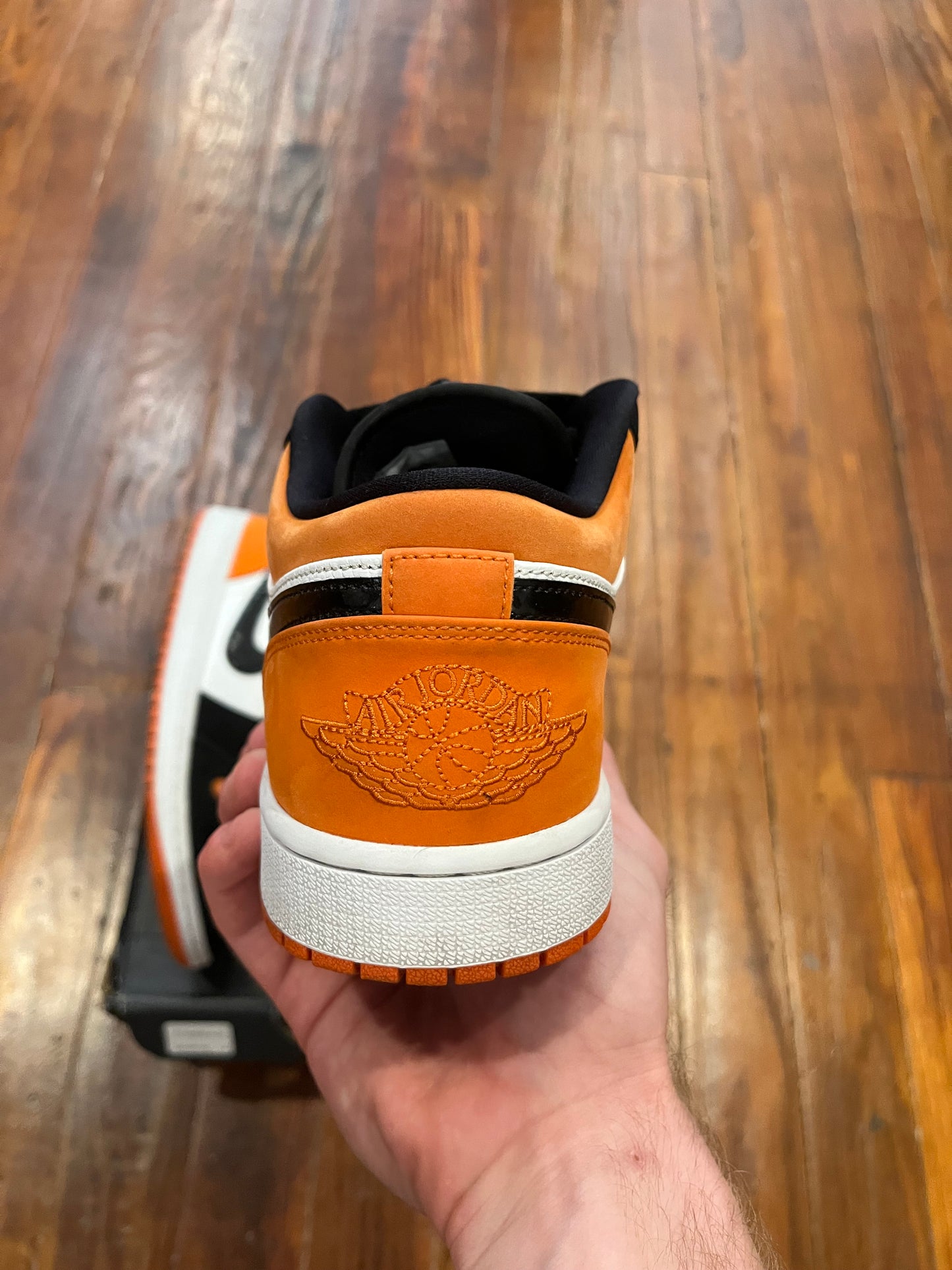 Jordan 1 Low 'Shattered Backboard' - SZ10M