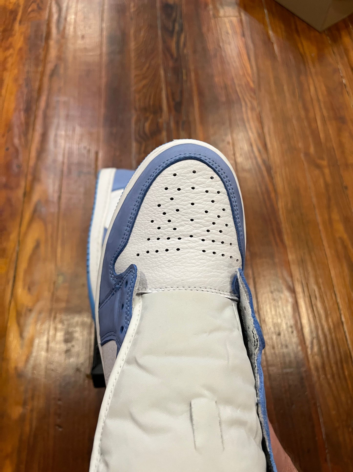 Jordan 1 High 'University Blue' SZ10.5M