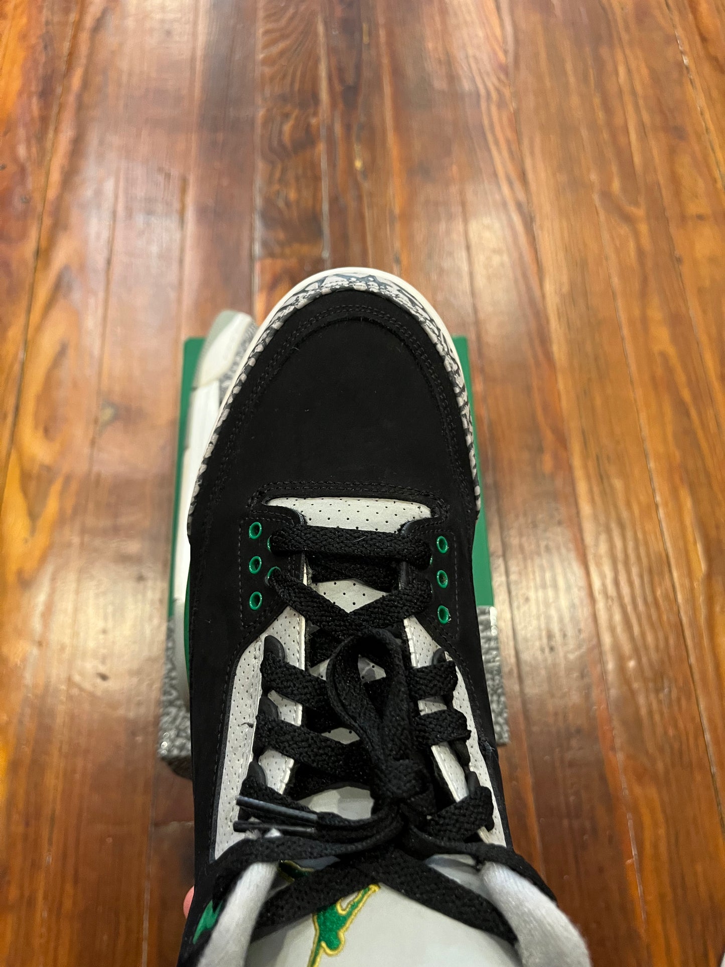 Jordan 3 Retro 'Pine Green' - SZ10.5M