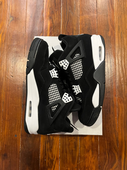 Jordan 4 Retro 'White Thunder' - SZ8.5M